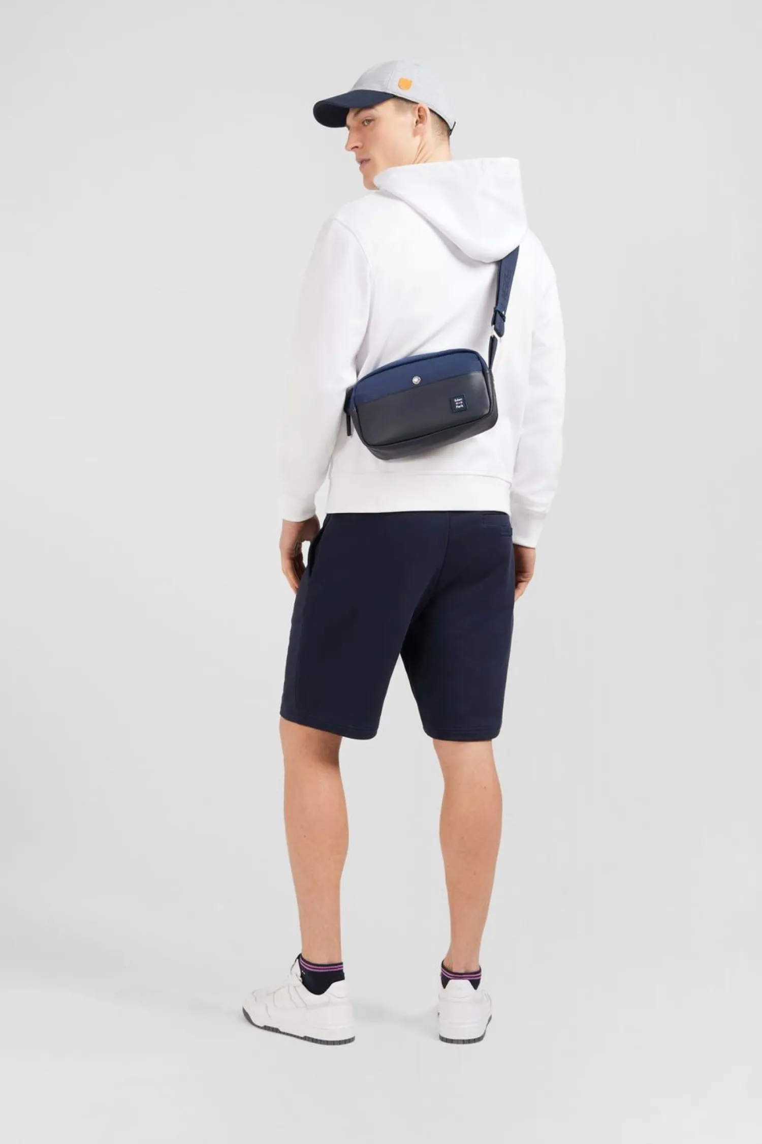 New Besace Bleu Marine Avec Effet Cuir Graine Homme Sacoches