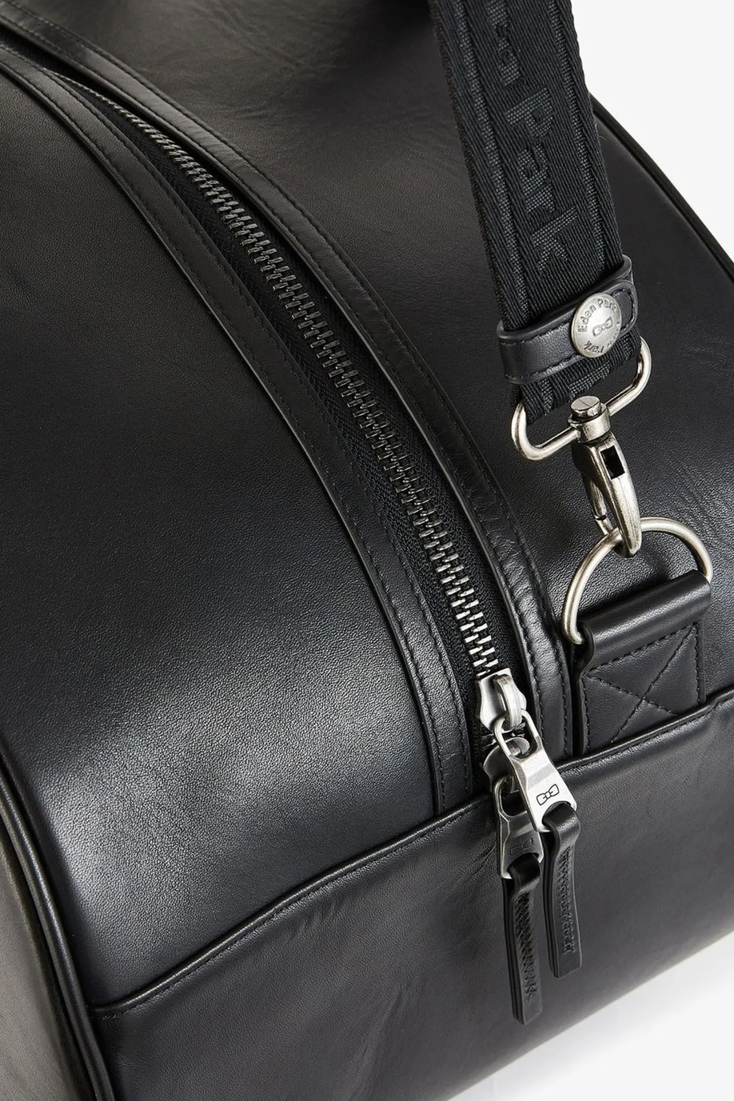 Online Sac De Voyage Ovale Noir En Cuir Homme Sacs De Voyage